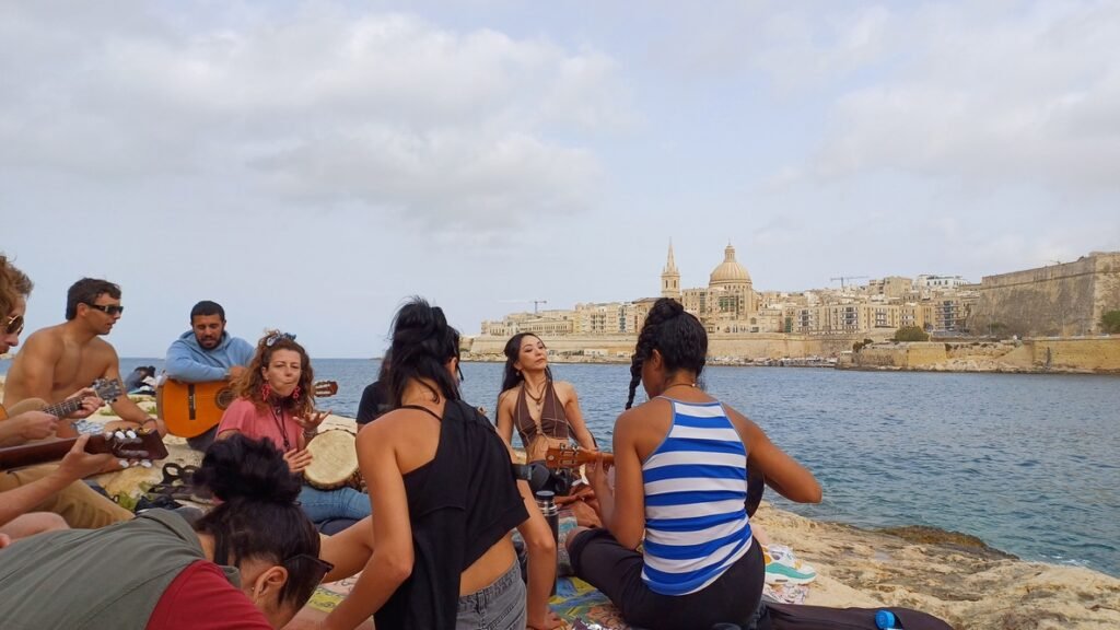 7ed130cd 25f3 436e ae4d 6989490a3ddd 1 105 c